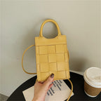 Asverra Chalise Phone Bag